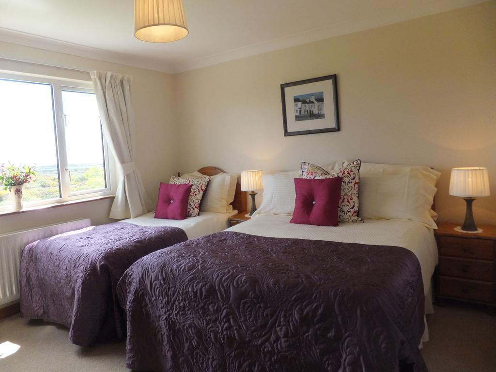 Rush Lake House Clifden Room photo